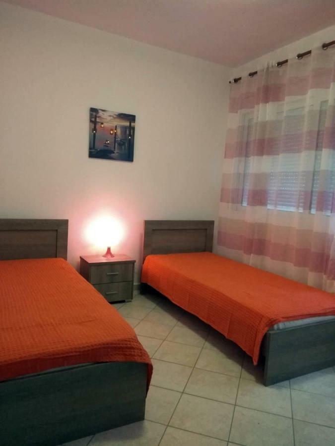Roses Rt Apartments Skioni I Nea Skioni Exterior foto